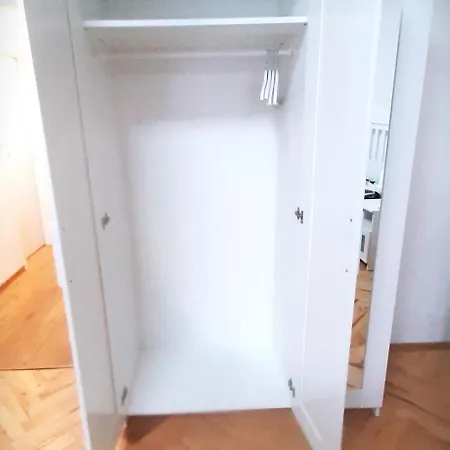 Apartament Arbes *